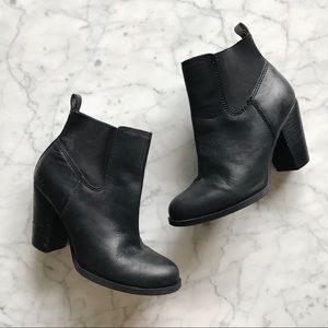 Lucky Brand Parlei Black Leather Ankle Boots 7.5
